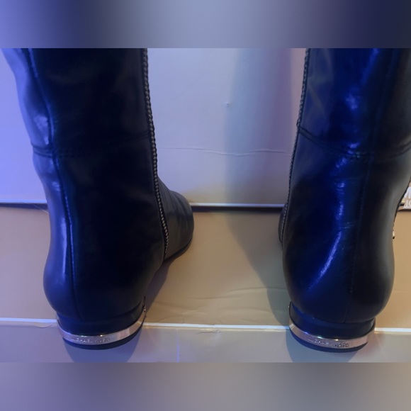 Michael Kors Ailee Flat Boot - Picture 4 of 8